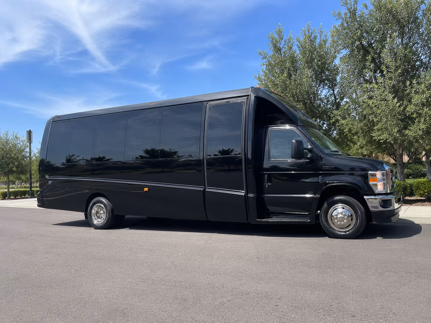 rent a field trip bus to corpus christi museums and science centers